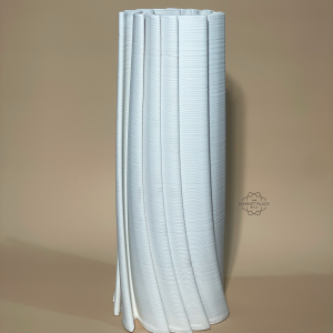3D-PRINTED VASE WITH A SLIGHTLY FOLDED DESIGN