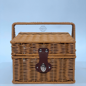 PICNIC BASKET WITH RATTAN & METAL FRAME