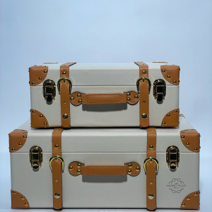 LUXURY SUITCASE IN WHITE