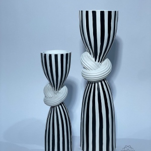 BLACK & WHITE KNOT CERAMIC HOME DECOR
